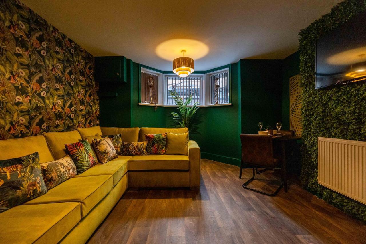 Valentine Apartments Presented By The V Group Blackpool Luaran gambar